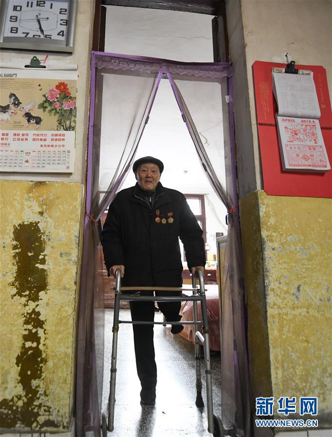 【时代楷模】张富清